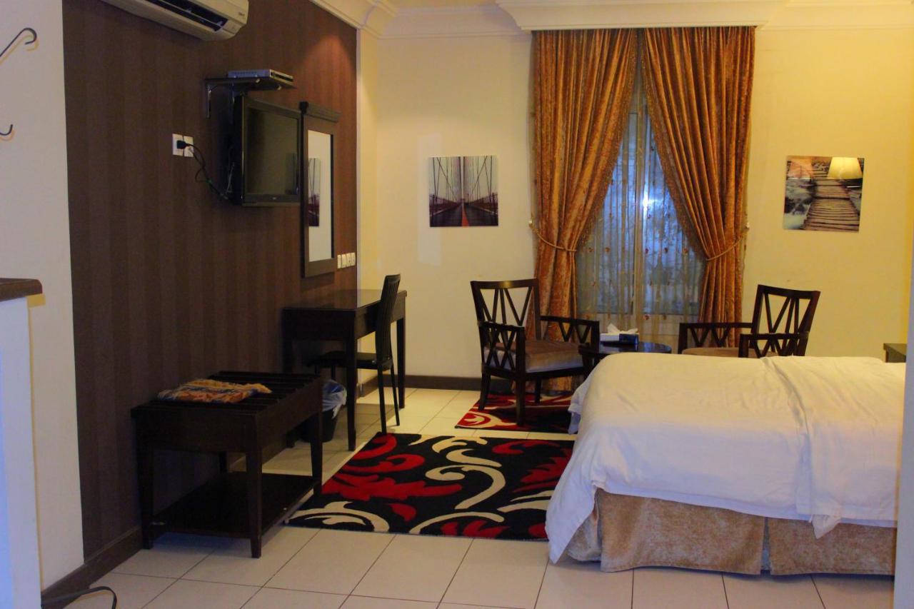 Al Harira Al Motamaiza Furnished Apartment Dzsidda Kültér fotó