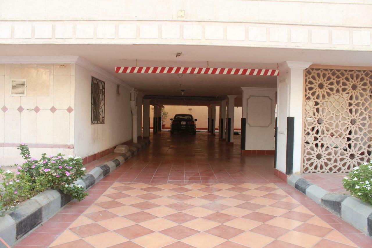 Al Harira Al Motamaiza Furnished Apartment Dzsidda Kültér fotó